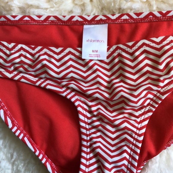 XHILARATION Chevron bikini small top medium bottom - Picture 11 of 11